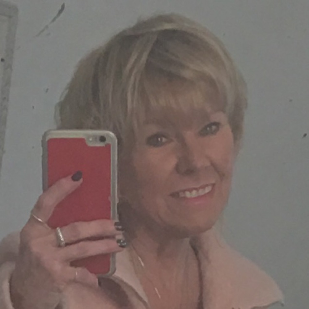 Meet your Posher, Ellen